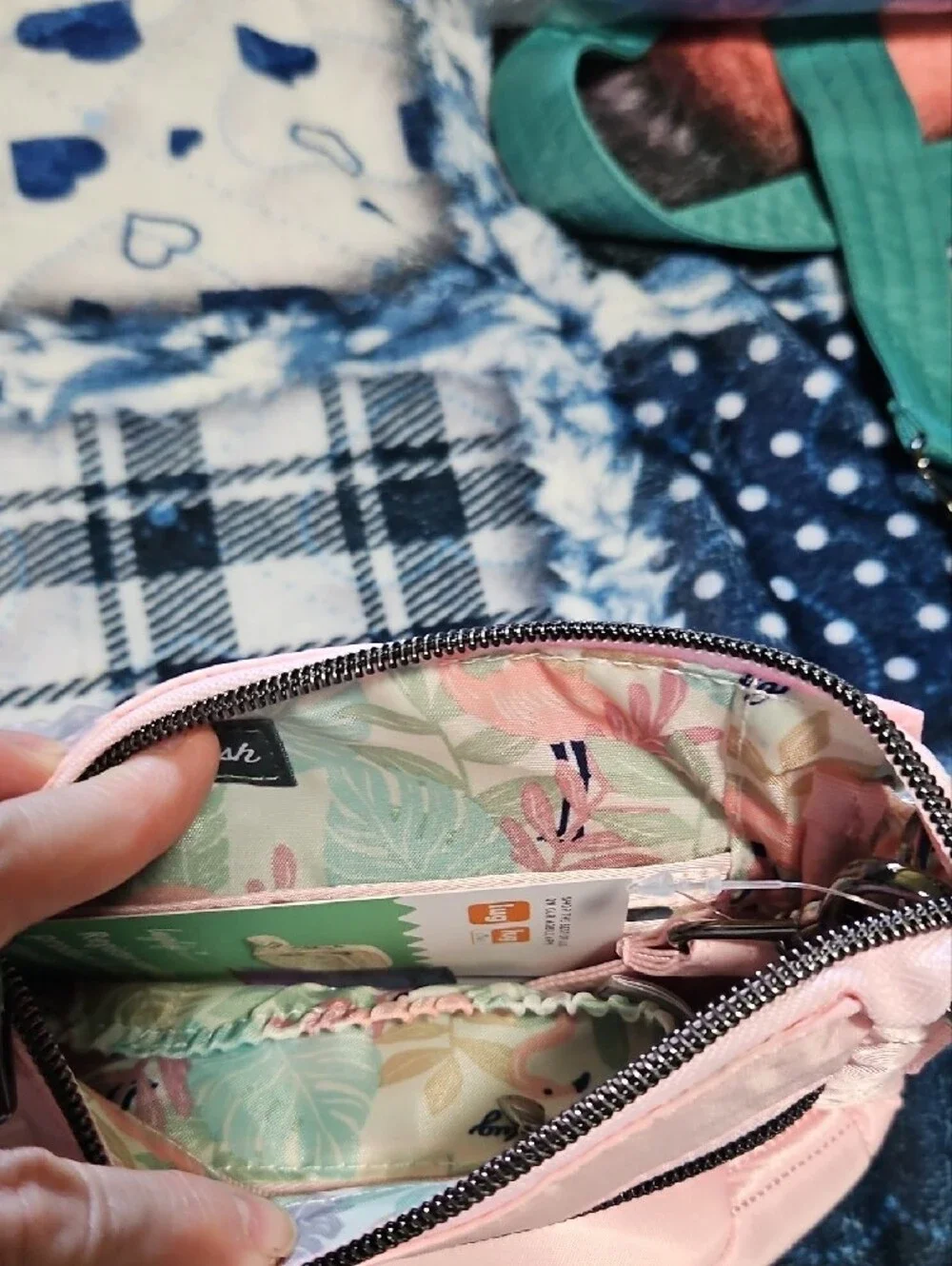 lug Light Pink Quilted Crossbody. Dash Bubble Pink - Picture 3 of 4